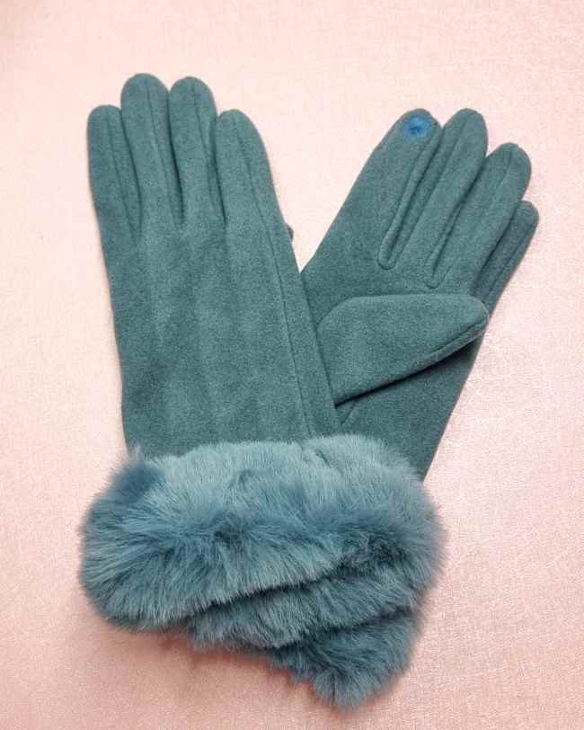 Guantes Touchscreen Mare¡Explora los Guantes Touchscreen Mare. Estos guantes se han diseñado para ser totalmente compatibles con la pantalla táctil de tu teléfono móvil, ofreciendo una suave sensación al tacto en su interior. El exterior se encuentra prot