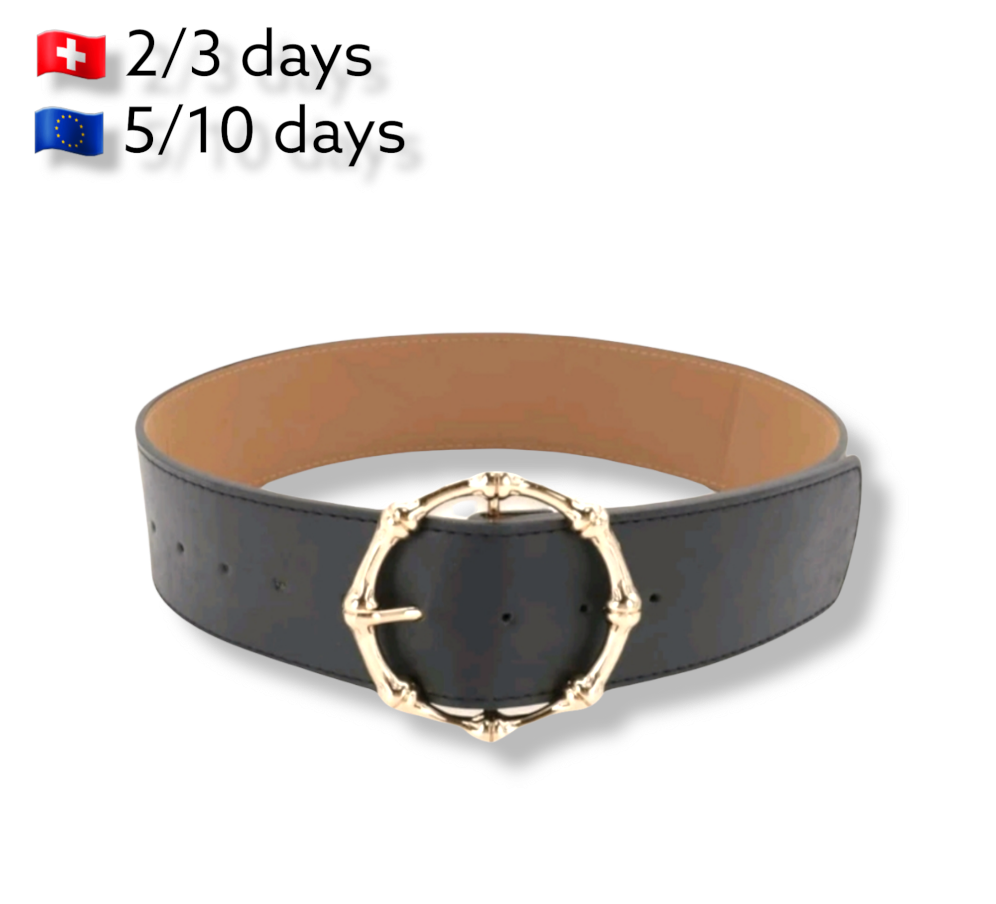 Cinturón Hebilla GoldCinturón ancho con hebilla dorada. Clásico pero con estilo moderno. (Solo cinturón, no incluye Blazer) Medidas: Correa : largo 102cm ; ancho 5.5cm Envíos: Suiza 2/4 días Europa 5/12 días