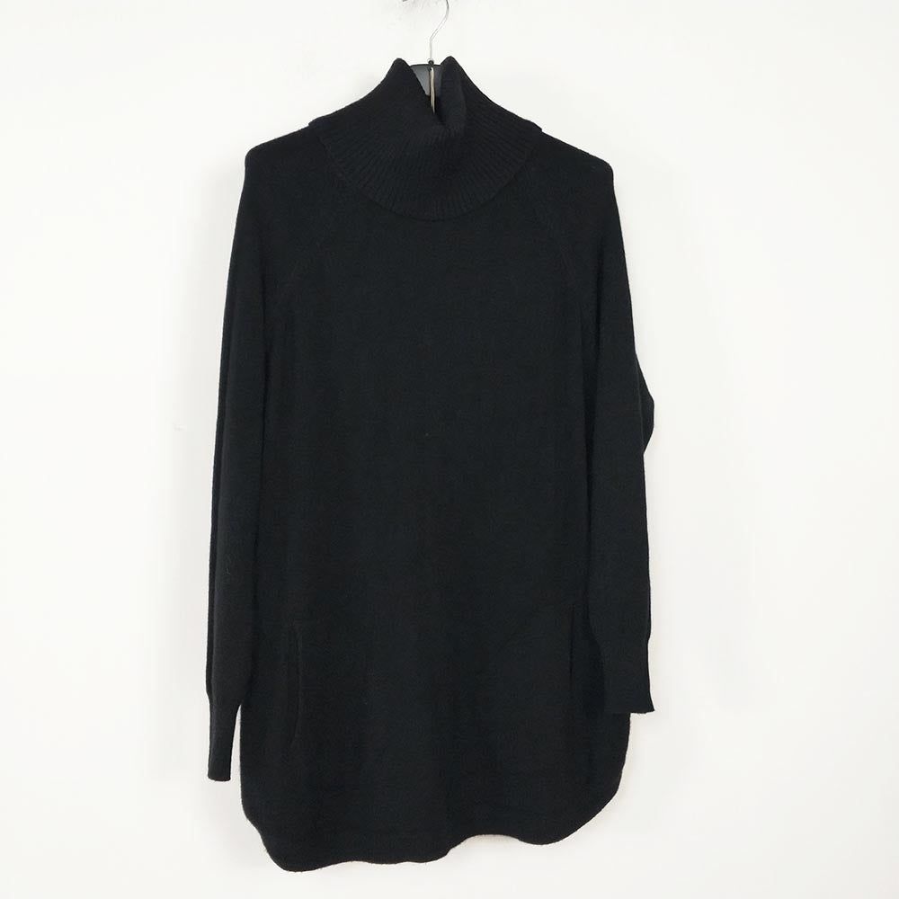 Pullover Oversize MarJersey ancho con bolsillos Mar Cómoda y moderna con un jersey? Claro que si! La textura tan suave de este jersey te hara sentir una gran comodidad en tu día a día además de los colores tan vibrantes que aportan energía visual a nuestr