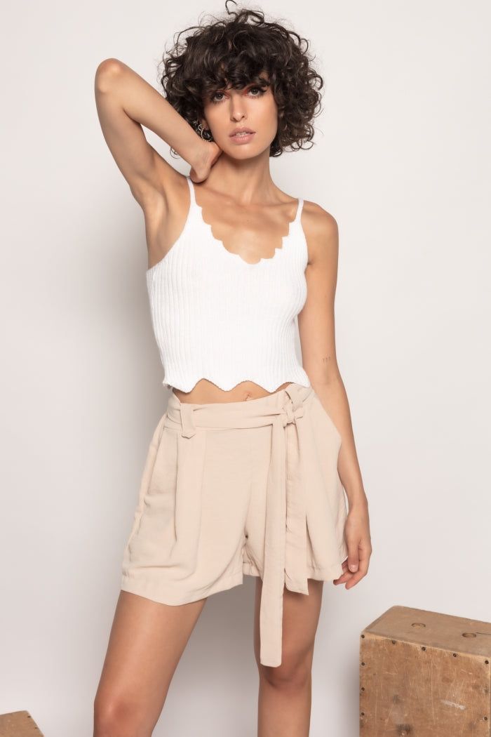 Pantalones, Shorts y Jumpsuit Jeans y pantalones para mujer. Diseños únicos para cada ocasión. Shorts, jeans o Jeggins muy originales, cómodos y juveniles.