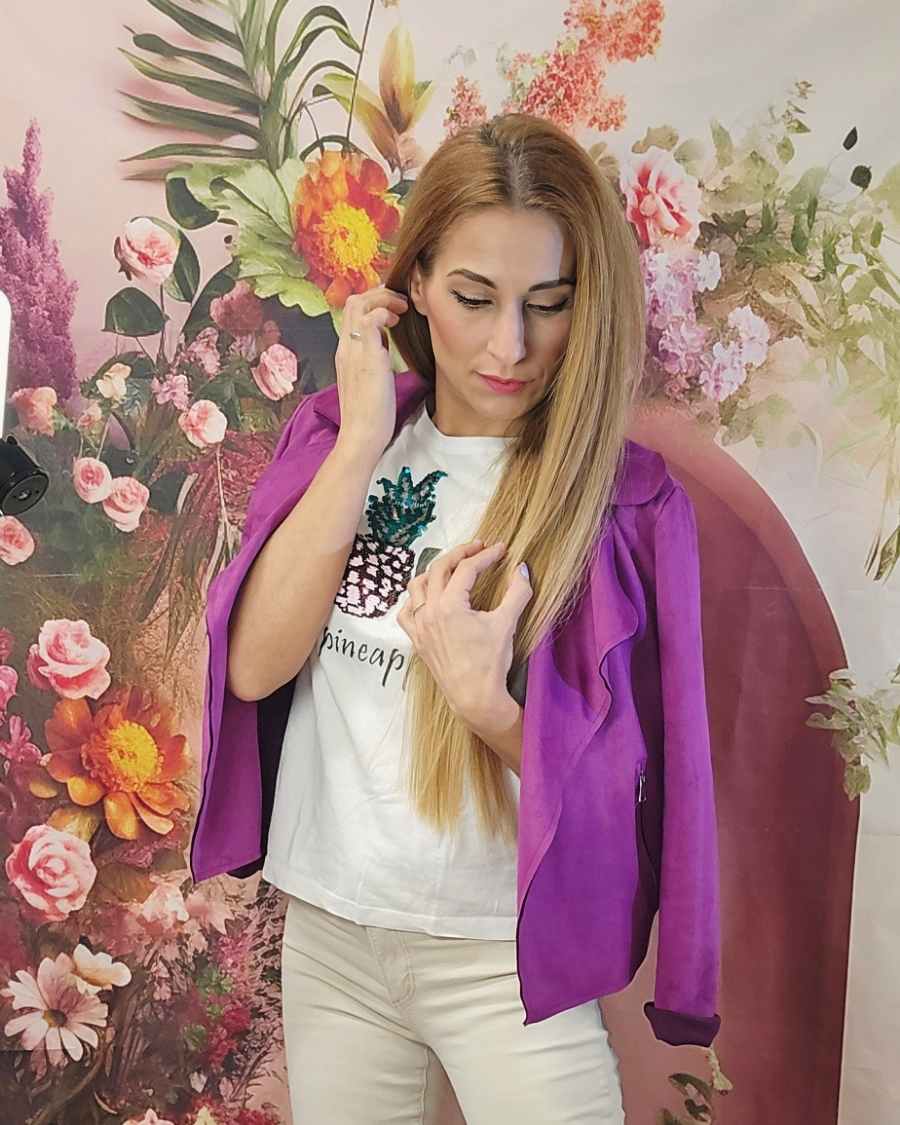 Camiseta algodón mujer L🍍VE PineappleNueva camiseta para mujer de algodón estampado piña Love Esta temporada destaca con nuestro ultimo lanzamiento: Camiseta de algodón con estampado de piña y mucho L🍍ve! Fabricada en algodón de alta calidad lo que la h