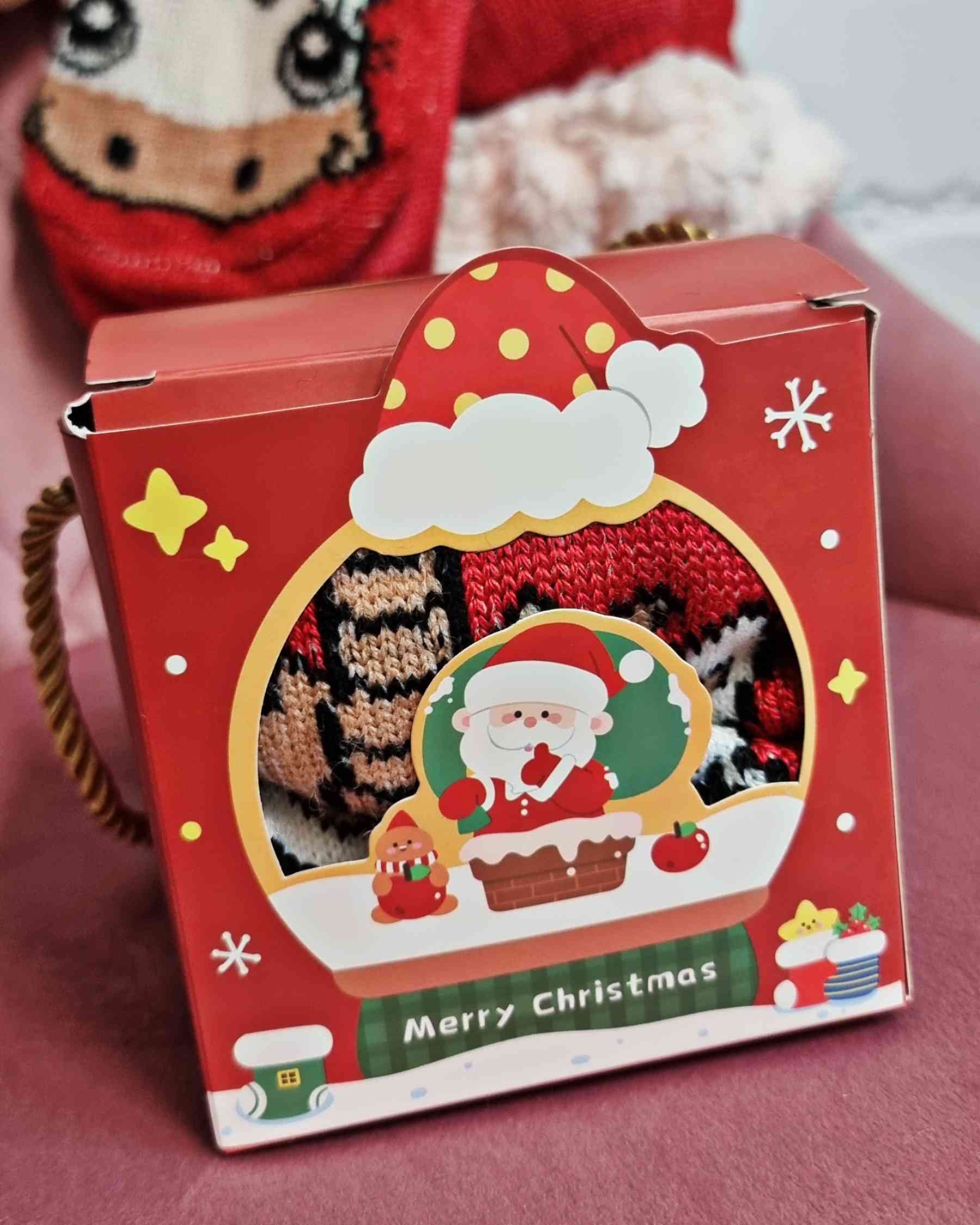 Calcetines Antideslizantes Unicornio¿Has pensado ya en el regalo perfecto esta navidad? Nuestros calcetines antideslizantes de unicornio son la mejor opción! Calientes y forrados al interior, ofrecen comodidad y seguridad. Y si los compras ahora, recibes