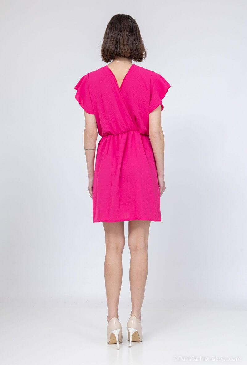 Vestido Lirian Varios coloresVestido Cruzado lirian Con el Vestido lirian podrás lucir espectacular en cualquier ocasión. Este vestido corto cuenta con un escote cruzado en la espalda y el pecho, además de una tira de silicona para mantenerlo en su lugar.