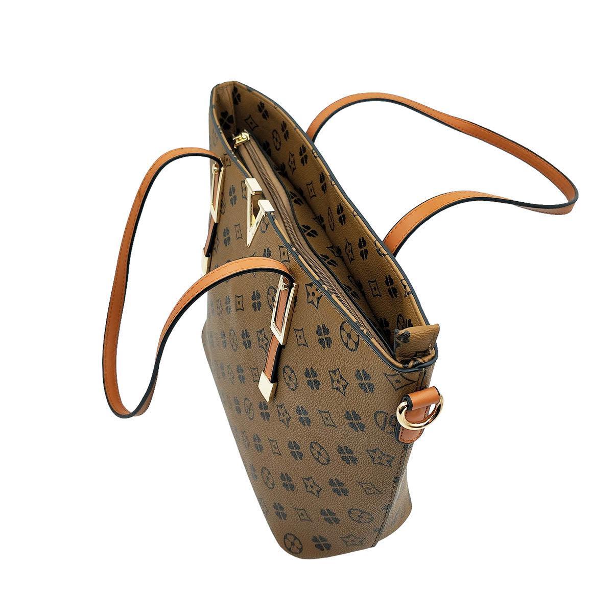 Bolso Tote Bag Flores - Eco pielBolso flores eco piel Bolso de estilo exclusivo, es el compañero ideal para tus ajetreados días. Confeccionado en eco piel, su practicidad y comodidad te permitirán llevar todo lo necesario sin preocupaciones. Un diseño sof