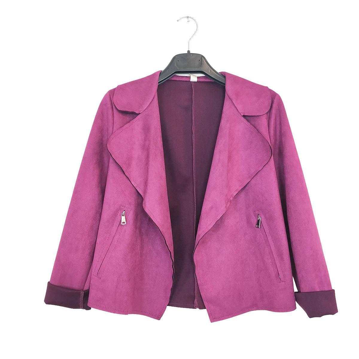 Chaqueta ante Toscana abierta- Varios coloresChaqueta ante Toscana Disfruta el lujo de la chaqueta ante Toscana . Diseñada para mantenerte a la moda y cómoda . La chaqueta es de talla única desde la S hasta la XL .Guarda tus pertenencias en sus bolsillos