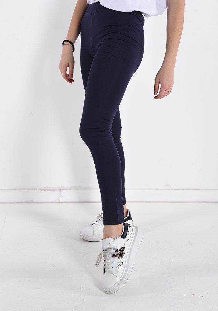 Leggin Algodón Polar 3 coloresNuestros Leggins Algodón Polar son únicos. Están hechos con una mezcla ideal de 80% algodón y 20% elastano para conseguir suavidad y comodidad. Están disponibles en tres colores brillantes para que levanten cualquier look de