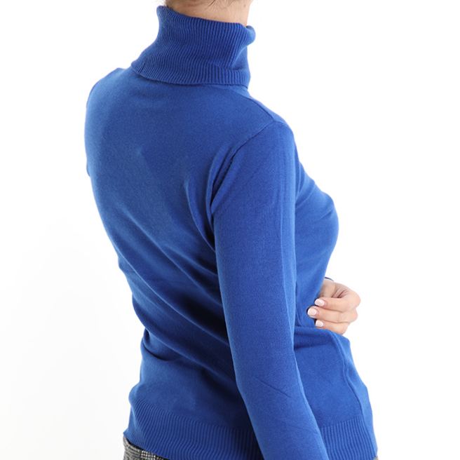 Pullover Jersey Cuello Cisne - 15 ColoresJersey Cuello Alto Déjate mimar por este jersey tan suave como una caricia. Un básico imprescindible de la temporada con cuello alto y tacto aterciopelado. Cada semana nuevos colores! Viste tu otoño de energía! Tal