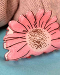 Gancho Cabello Flor Pink | Haarklammer Blumen PinkGancho cabello flor rosa ¡Encantador! El Gancho Cabello Flor Pink te hará lucir única. Eleva tu look con este hermoso diseño de flor, adornado con tonos rosados y brillantinas - ¡tan brillante como el sol!