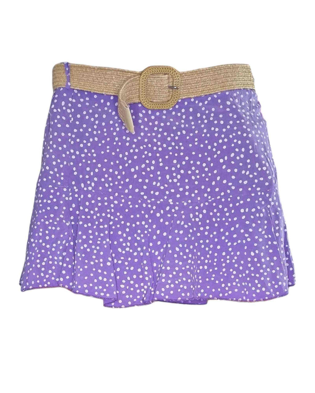 Falda pantalon lunares GranadaViste con estilo con la falda pantalón lunares Granada. Una talla apta desde S hasta L. El cinturón incluido le da un aspecto muy veraniego. Los lunares le aportan un aire divertido. Crea un look para los fines de semana con