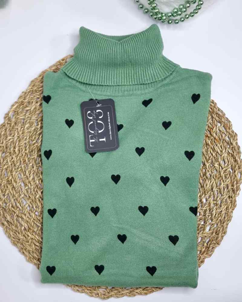 Jersey Corazones Cisne 5 Colores | Feinstrickpullover 5 FarbenEl Jersey Corazones Cisne 5 Colores destaca por el acabado fino y elástico de su tejido que aporta un toque de confort y flexibilidad. Estampado con motivo de corazones adornado y un acogedor c