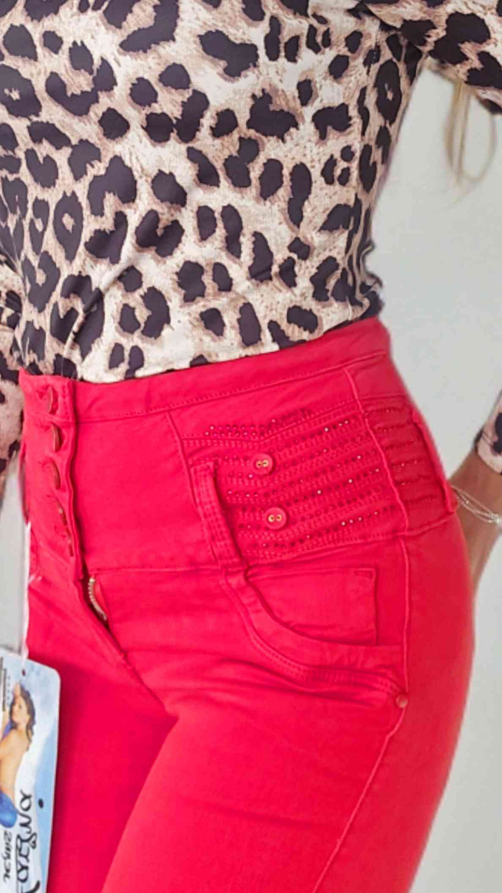 Jeans Push Up Rojos Brillantes