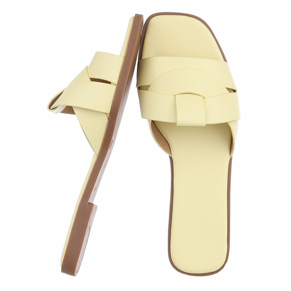 Sandalias eco piel amarillas