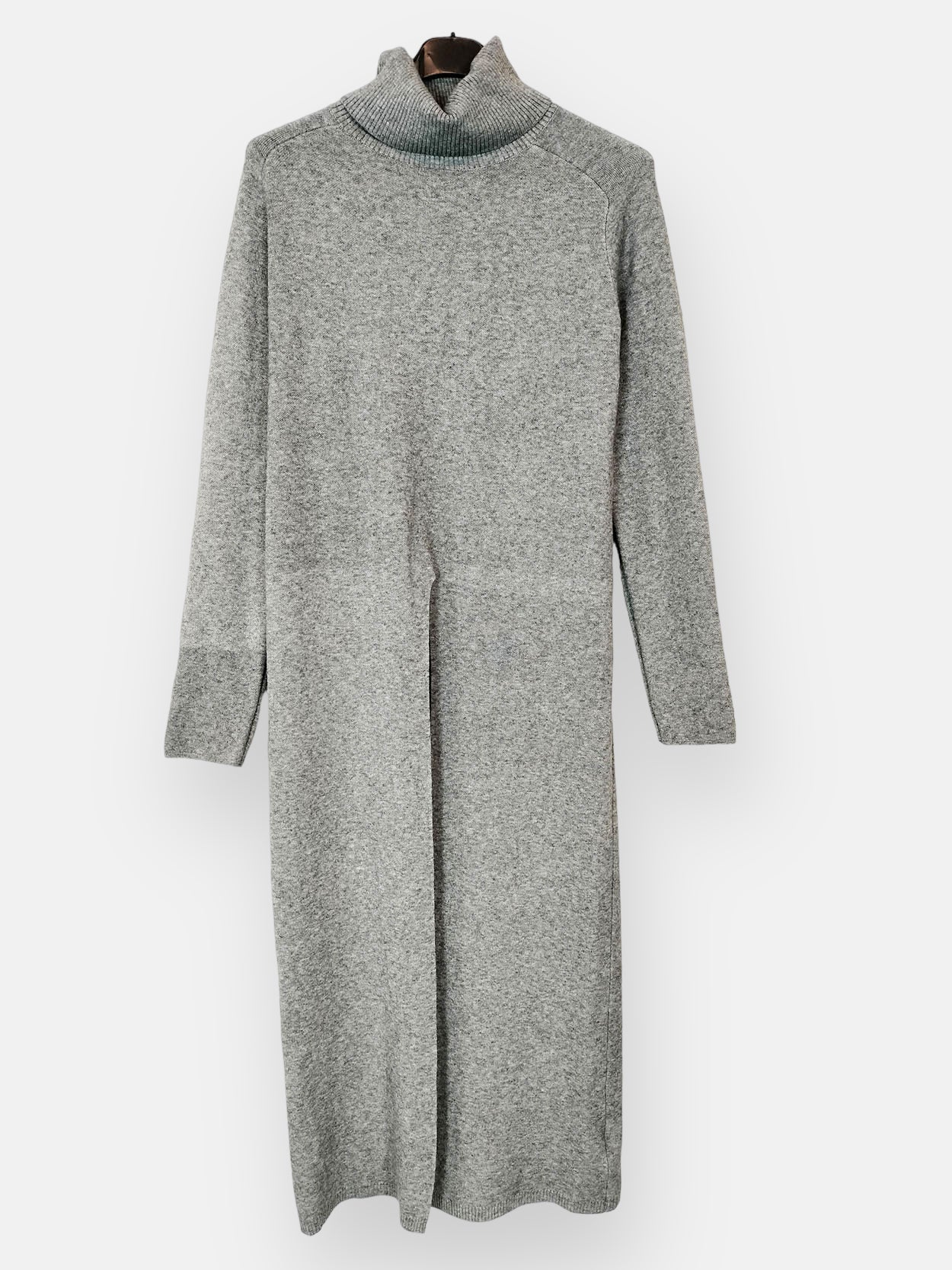 Jersey Largo Abertura - Strickpullover LangJersey Largo Abertura Jersey largo de cuello alto con abertura frontal . Muy suave, cómodo y practico para cualquier ocasion. Talla unica 36 / 42 Envío: Suiza 2/4 días Europa 5/9 días