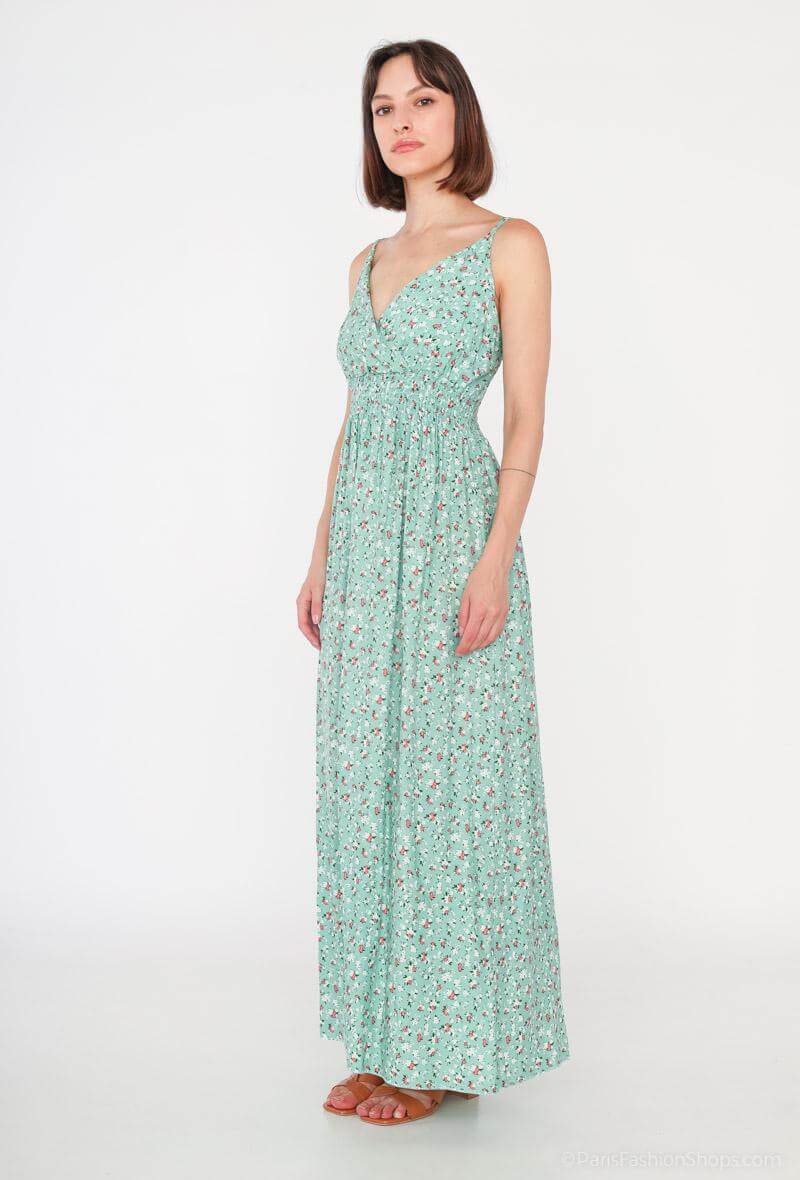 Vestido Glorie Verde 4 coloresVestido Largo Cruzado Glorie El Vestido Glorie Amarillo es una prenda elegante y versátil con un escote cruzado y un estampado de pequeñas flores que lo hacen único. Sus tirantes regulables ofrecen un ajuste perfecto y cómodo