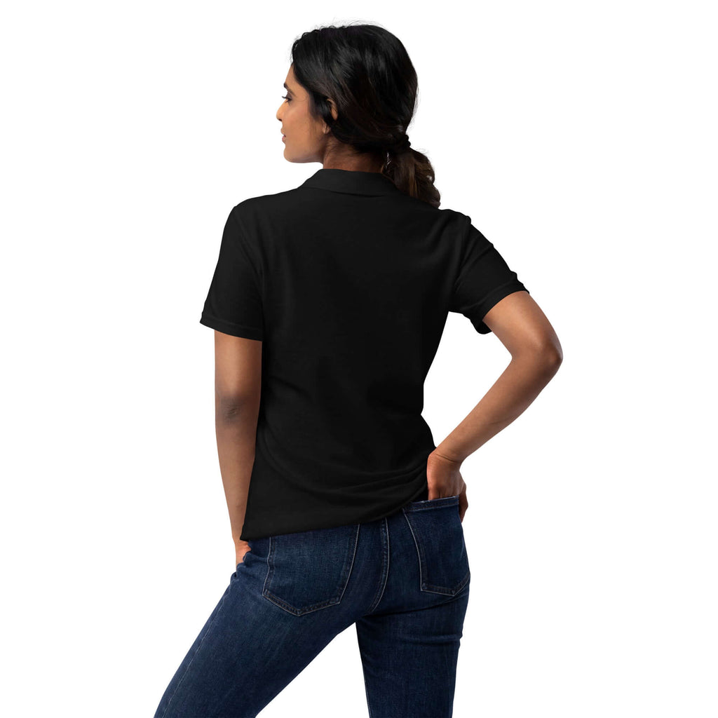 Swing Cigars - Piqué-Poloshirt für DamenLässig und bequem zu tragen: Dieses Poloshirt für Damen ist eine zeitlose Ergänzung für deinen Kleiderschrank. Es ist aus strukturiertem Piqué-Gewebe gefertigt, das strapazierfähig und atmungsaktiv ist. Dieses Hemd