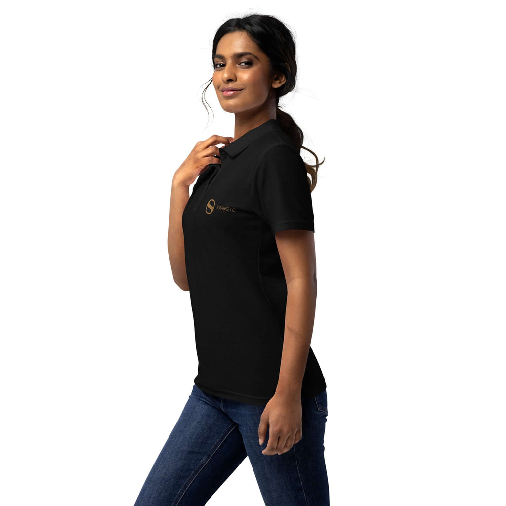 Swing Cigars - Piqué-Poloshirt für DamenLässig und bequem zu tragen: Dieses Poloshirt für Damen ist eine zeitlose Ergänzung für deinen Kleiderschrank. Es ist aus strukturiertem Piqué-Gewebe gefertigt, das strapazierfähig und atmungsaktiv ist. Dieses Hemd