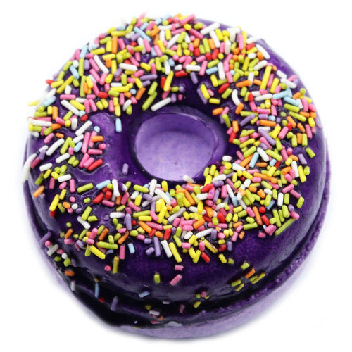 Bomba de baño "Donuts" Moras XLBomba de baño Donuts Mora & Almendras ¡Bañarse es aún más divertido con nuestras coloridas y deliciosas donas de baño! Disponibles en 4 fragancias con un olor increíblemente delicioso, son una gran idea de regalo para cumple