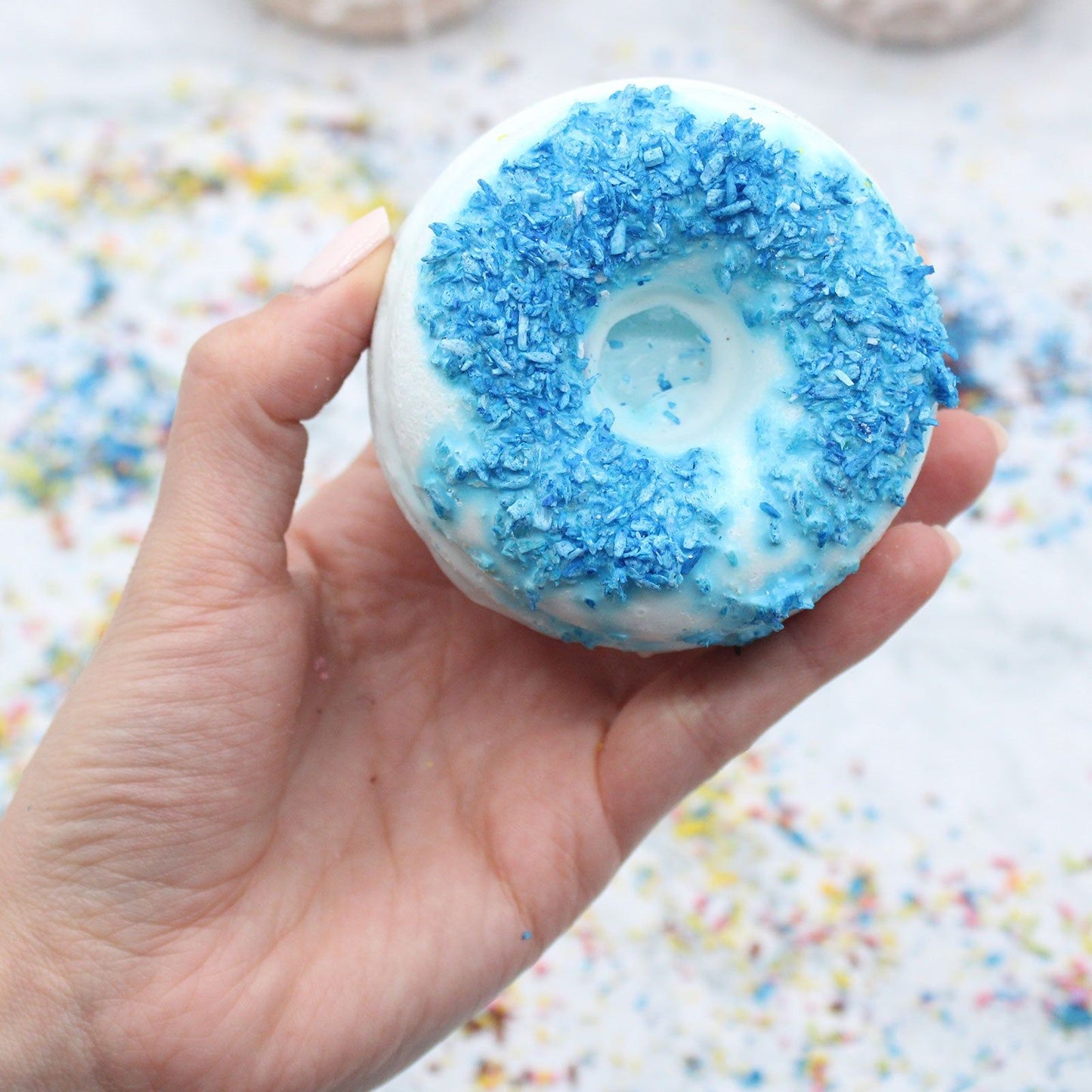 Bomba de baño "Donuts" Arandanos XL-badebomb,badekugeln,bath bomb,bomba de baño,bomba donuts,dona badebomb,donna badebomb,donna badekugel,donuts,frizz bomb