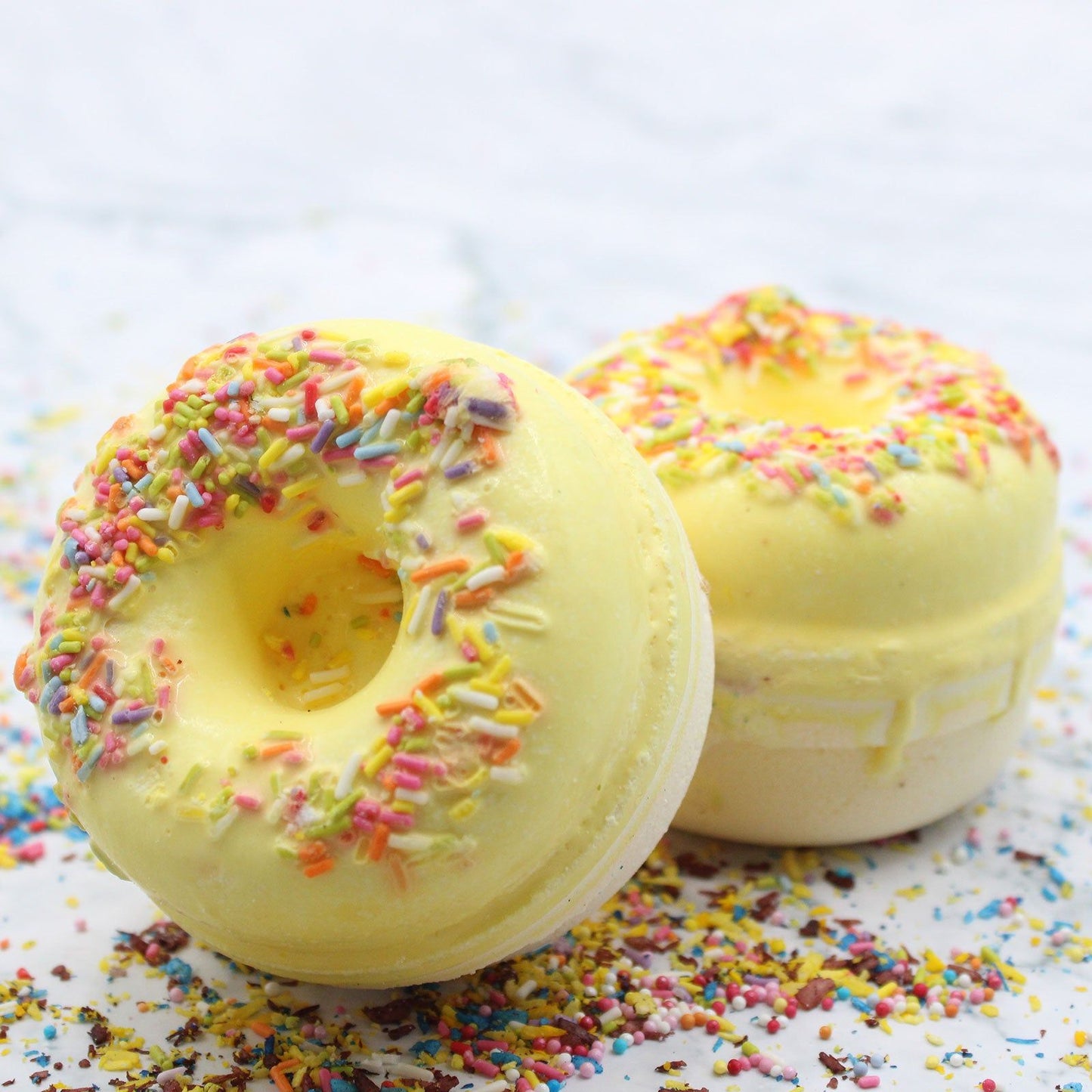 Bomba de baño "Donuts" Limón-badebomb,badekugeln,bath bomb,bomba de baño,bomba donuts,dona badebomb,donna badebomb,donna badekugel,donuts,frizz bomb