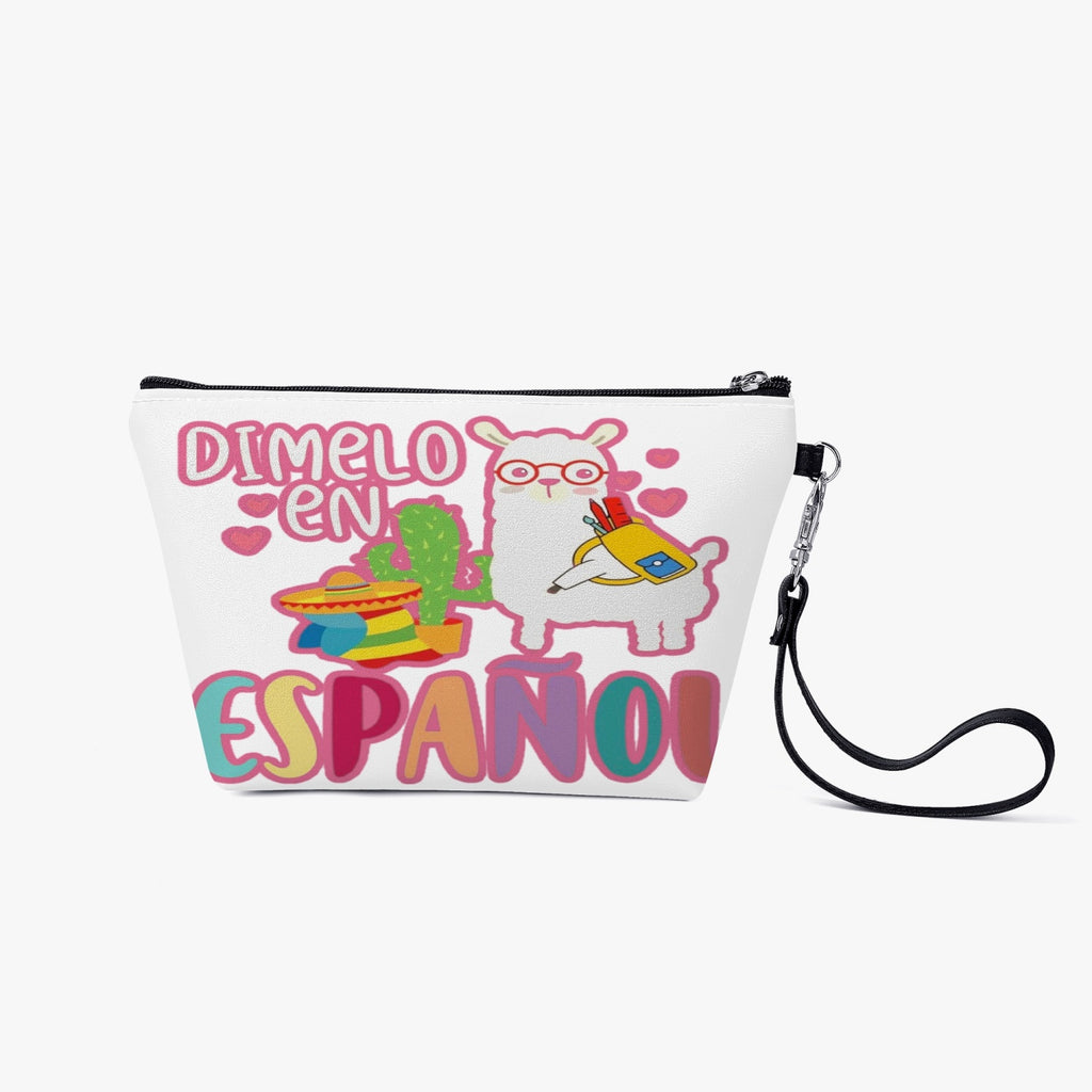 Bolso cosméticos PU Leder - Dímelo en españolAbout Designed For Women Key Features ✅ Made of premium PU leather fabric.✅ Lightweight with removable handle.✅ Smooth top zipper closure.✅ Oversize interior capacity, big compartment with 3 pockets for the sto