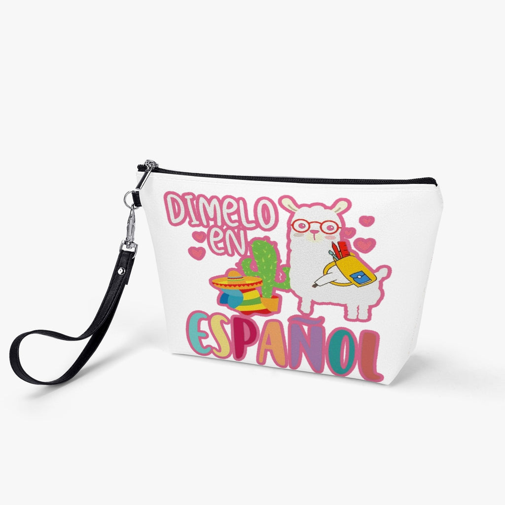 Bolso cosméticos PU Leder - Dímelo en españolAbout Designed For Women Key Features ✅ Made of premium PU leather fabric.✅ Lightweight with removable handle.✅ Smooth top zipper closure.✅ Oversize interior capacity, big compartment with 3 pockets for the sto