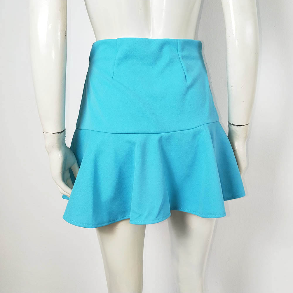 Falda pantalón mini | NovedadMini falda con pantalón Femenina, practica y cómoda, esta falda de estilo mini con pantalón integrado queda tan bien que las querrás todas! De tejido elástico, es ideal para usar con zapatillas en tu look diario o para una cen