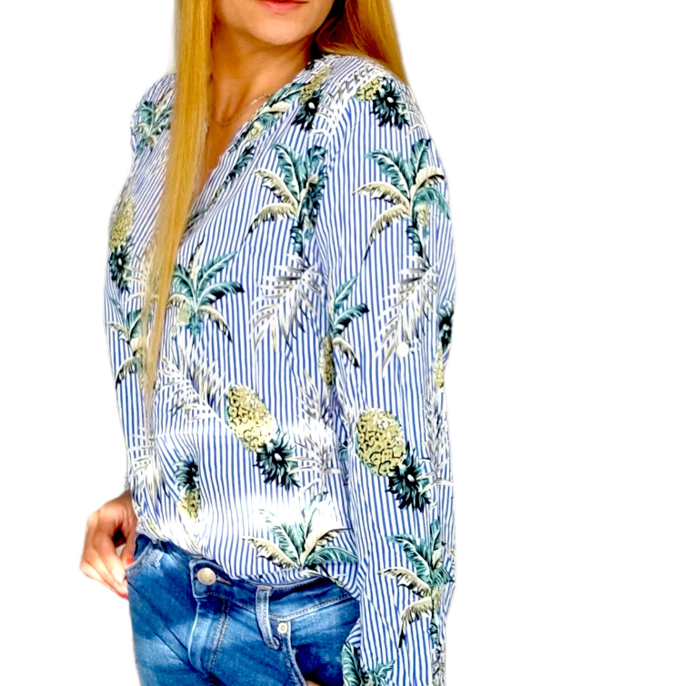 Blusa Ananas 🍍 M- 3XL Damen Blusen AnanasBlusa de mujer estampado tropical Ideal para que en todas las temporadas aportes un toque tropical a tu look. De corte amplio, te sentirás muy cómoda con su uso diario y aportaras mucho estilo a tu outfit. Caracte