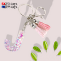 Llavero Letra J | KeychainLlavero con letra efecto 3D Este llavero es perfecto para regalar con detalles que no pasaran desapercibidos. Organiza tus llaves con este precioso llavero con letra acrílica de efecto 3D en tonos rosa y gold. Características: Co