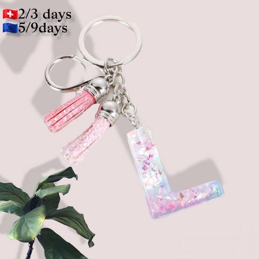 letter-charm-keychain-schlusselbund-g