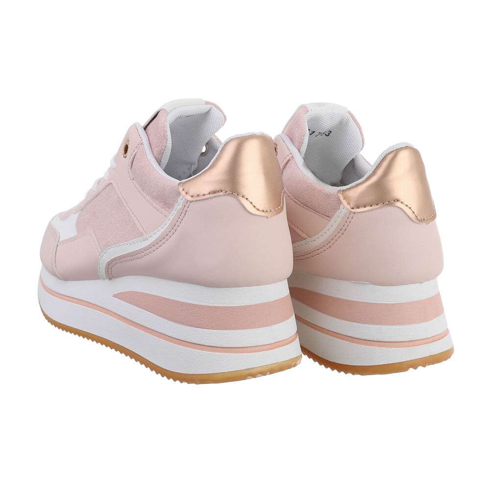 Zapatillas Eco Piel Ante Lilian PinkDeportivas Otoño Mujer Eco Piel Cómoda y con estilo? Claro que si! Nuestras zapatillas con cuña en tonos rosas y gold serán tus aliadas esta temporada. Las deportivas son un complemento perfecto para las mujeres que van