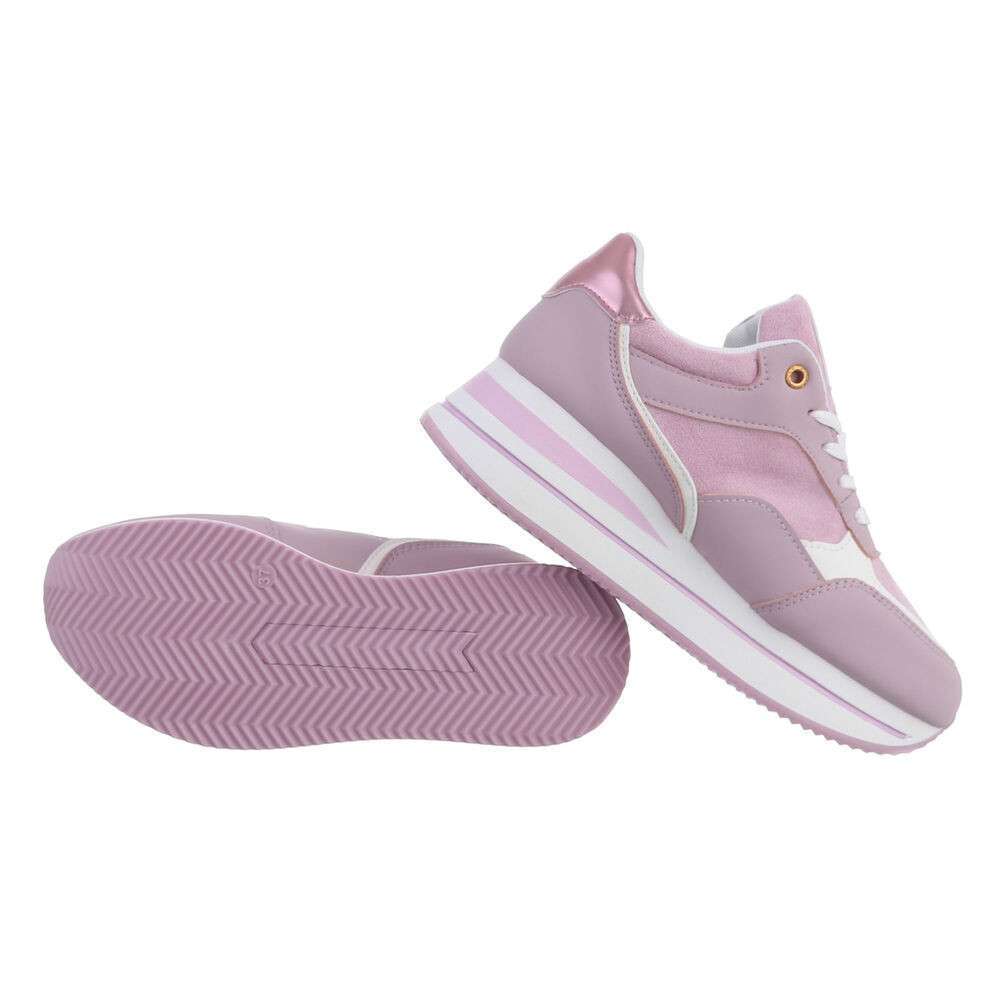 Zapatillas Eco Piel Ante LilianDeportivas Otoño Moradas Cómoda y con estilo? Claro que si! Nuestras zapatillas con cuña en tonos rosas y gold serán tus aliadas esta temporada. Las deportivas son un complemento perfecto para las mujeres que van rapido cada