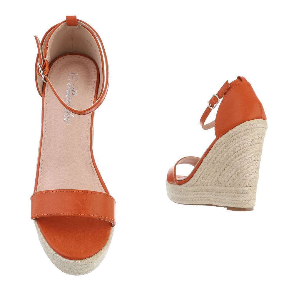 Sandalia Cuña Verano Energy- Naranja y Amarillo - Ultimos 38!Sandalias de cuña para mujer: El calzado perfecto para el verano "¡Llegó el momento de lucir radiante y moderna con las sandalias de cuña de ecopiel en colores amarillo y naranja para mujer! Est