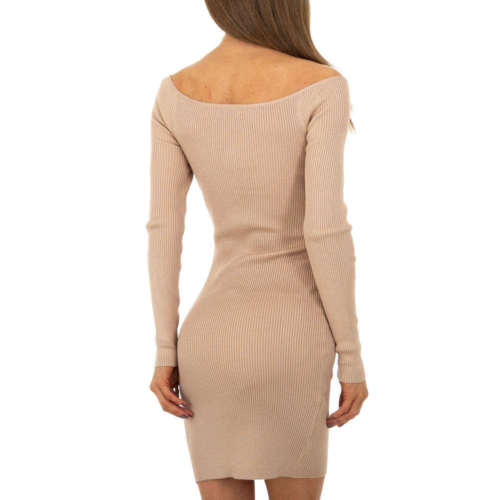 Vestido Acanalado ElianaVestido de punto elástico de canalé Crea tu estilo mas casual con este comodo vestido acanalado. Un vestido perfecto diario o para el fin de semana. Descripción: Material: 85% viscosa, 15% elastanoTalla única XS-L Nuestra modelo mi