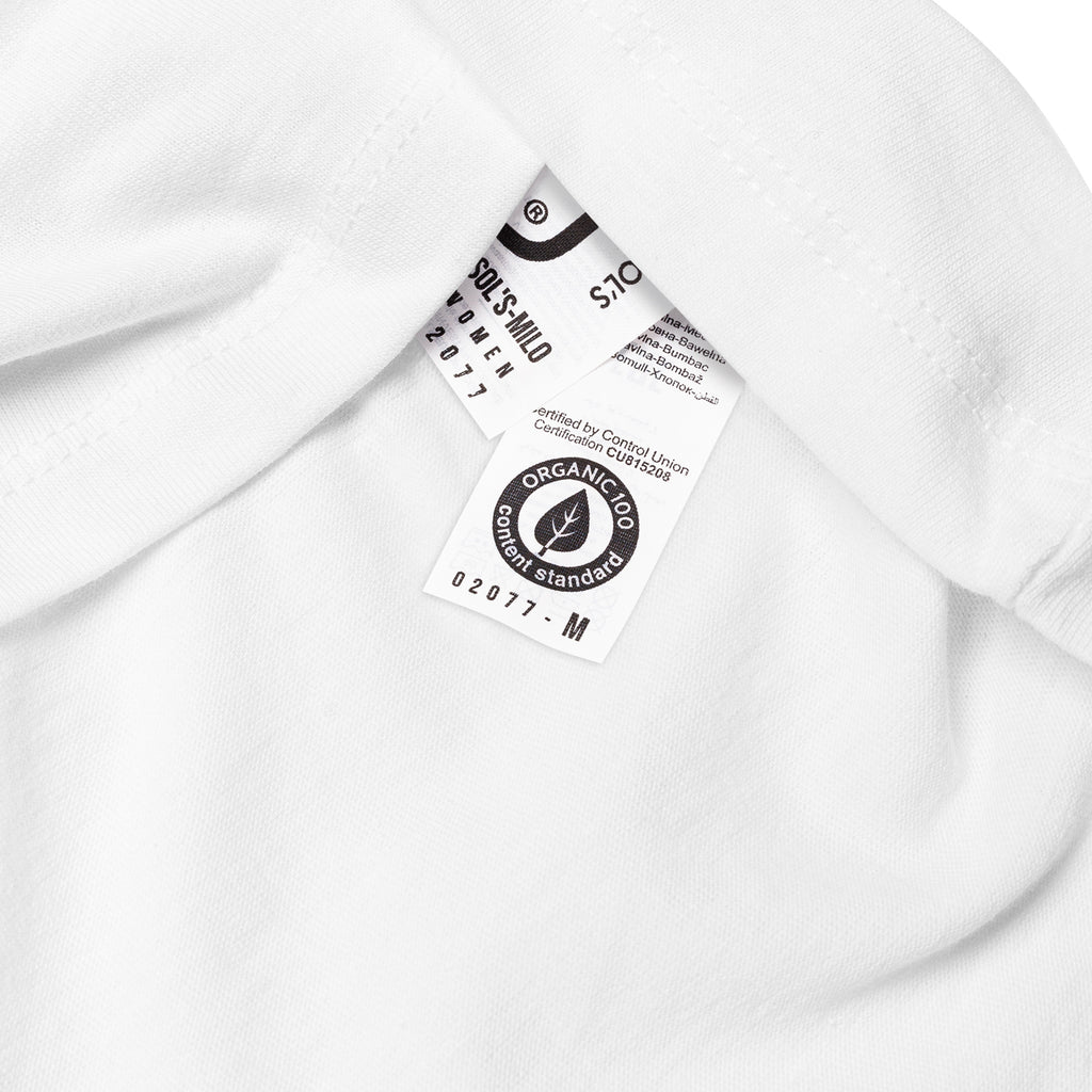 Camiseta orgánica "Amour"Cómoda, informal y muy suave, esta camiseta orgánica básica para mujer se convertirá rápidamente en tu favorita. Encarga tu próximo básico eco friendly y disfruta de una sensación de comodidad durante todo el día. • 100% algodón o
